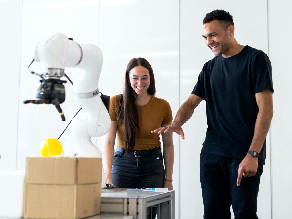 explaining what is machine learning with definition, types, and real-world examples